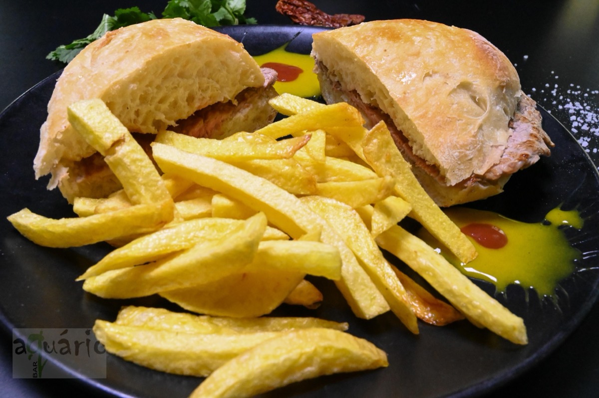 Pregos e Febras
